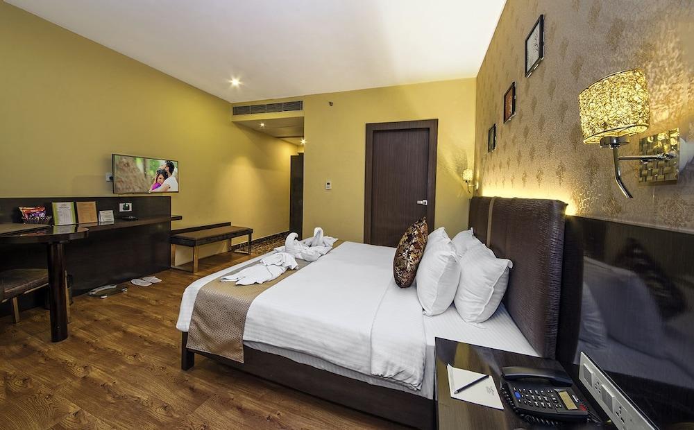 The Fern Residency Kolkata Otel Dış mekan fotoğraf