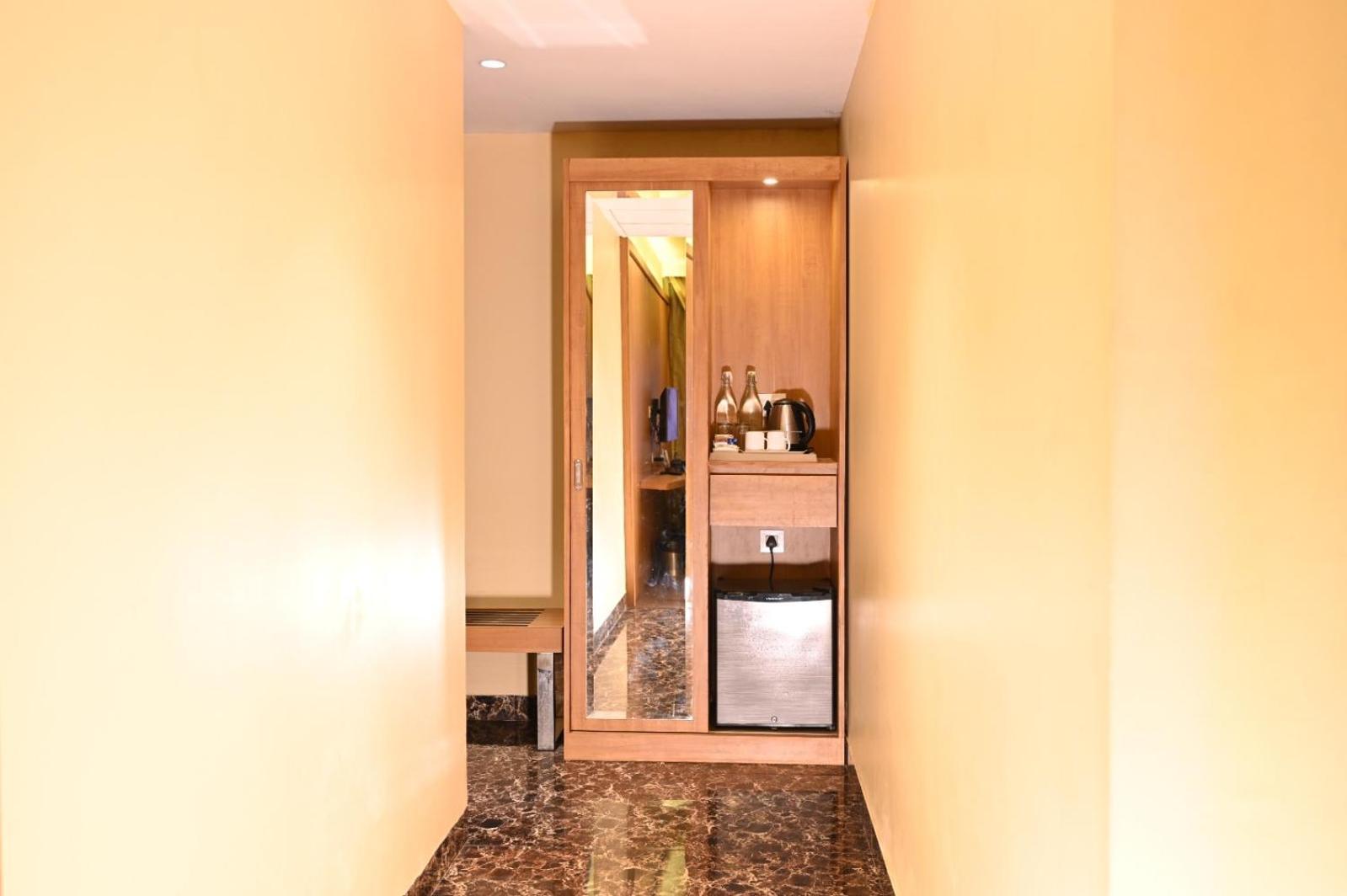 The Fern Residency Kolkata Otel Dış mekan fotoğraf