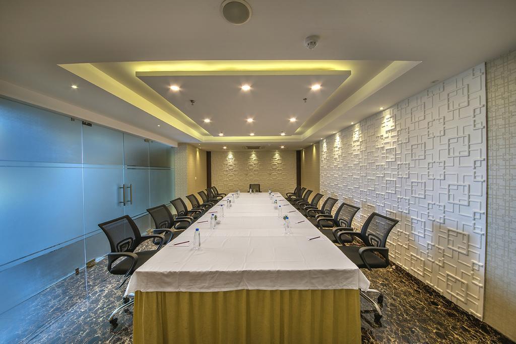 The Fern Residency Kolkata Otel Dış mekan fotoğraf
