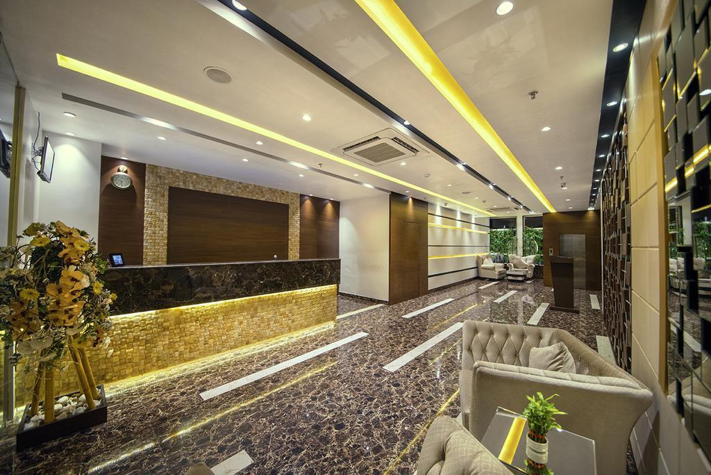 The Fern Residency Kolkata Otel Dış mekan fotoğraf